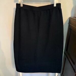 St. John Basics Wool Black Pencil Skirt Size 8 Made in USA